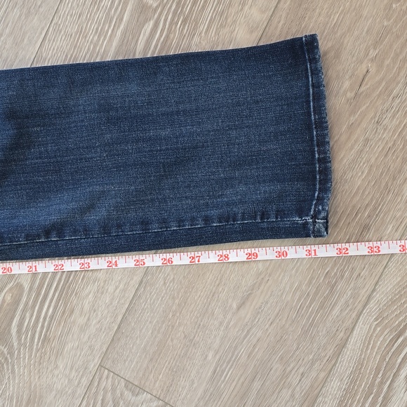 7 for All Mankind Kimmie Straight Leg Jeans - Picture 6 of 7